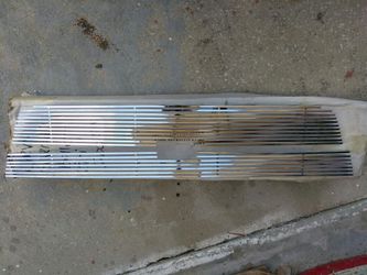05 Chevy Silverado Grill