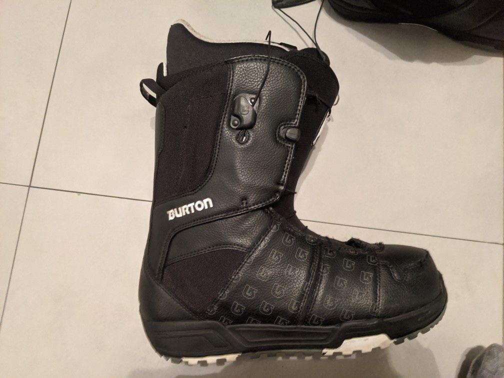 Burton snowboarding boots size 11.5