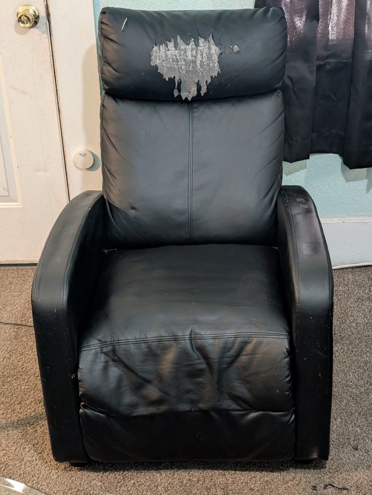 Recliner Chair