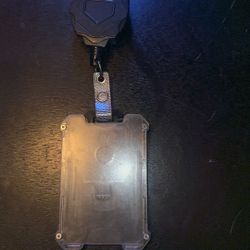 Retractable Card Holder 