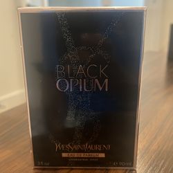 Yves Saint Laurent Black Opium