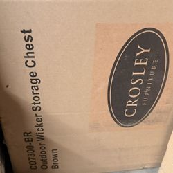 Outdoor Storage Chest 