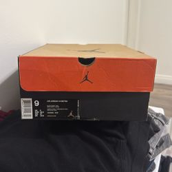 Jordan 12’s $200