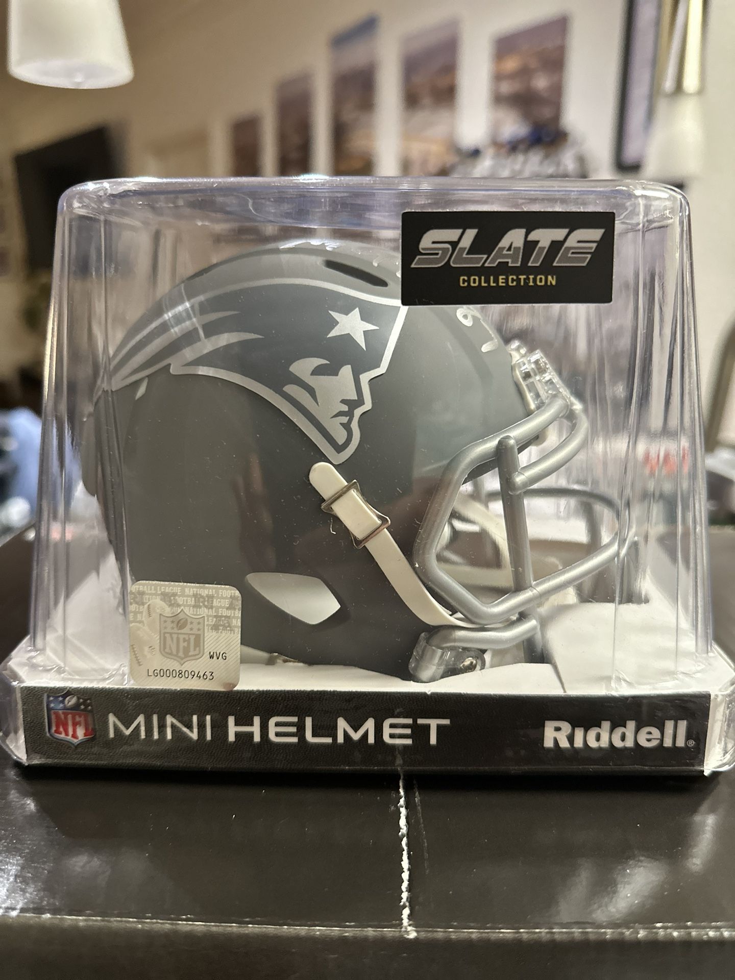 Rob Gronkowski Signed New England Patriots Riddell Slate Mini Helmet RAD 003206