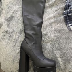 Platform boots
