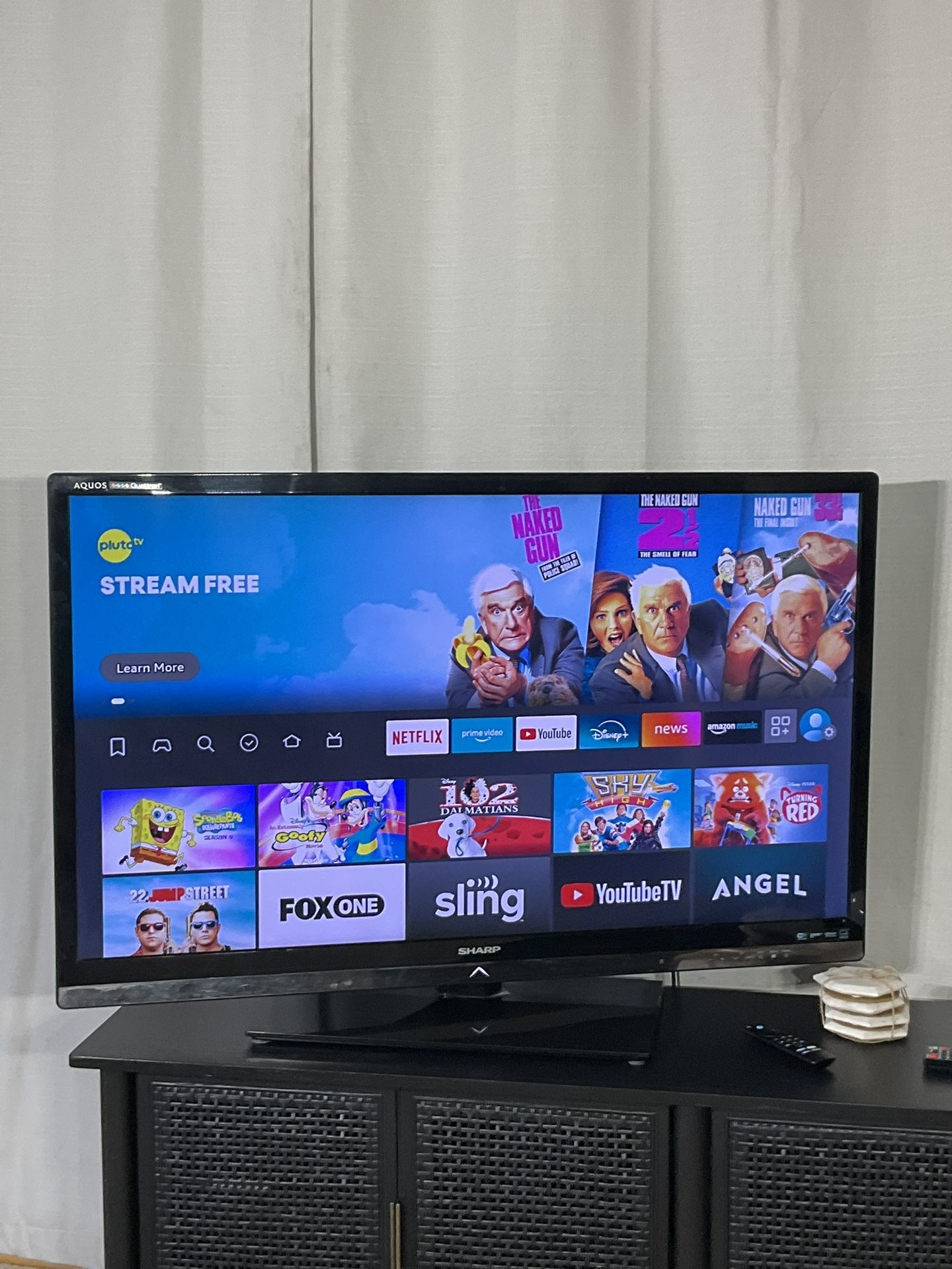 SHARP Aquos 46” LCD TV -$100 OBO / Television De 46” Pulgadas