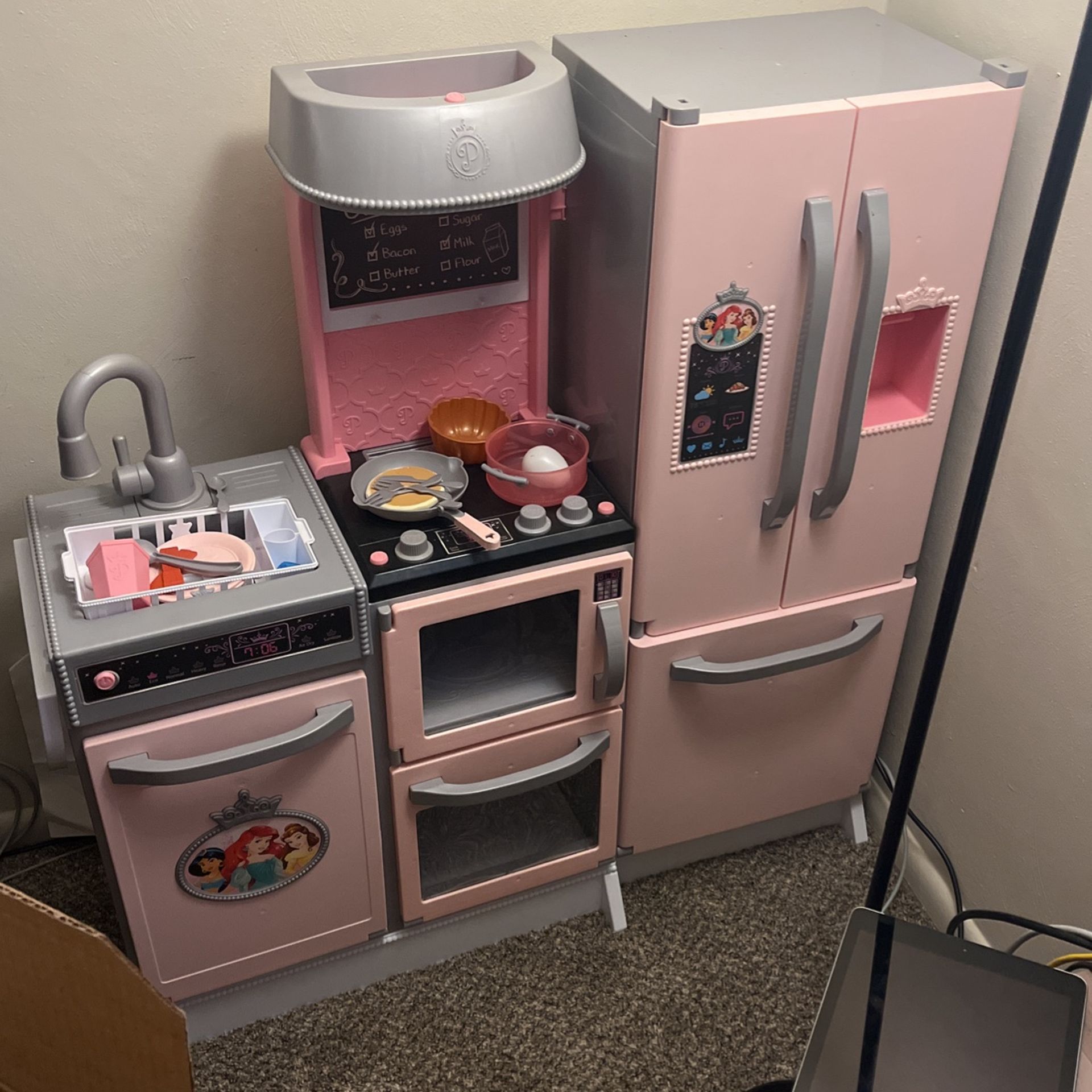 Disney Princess Interactive Kitchen 