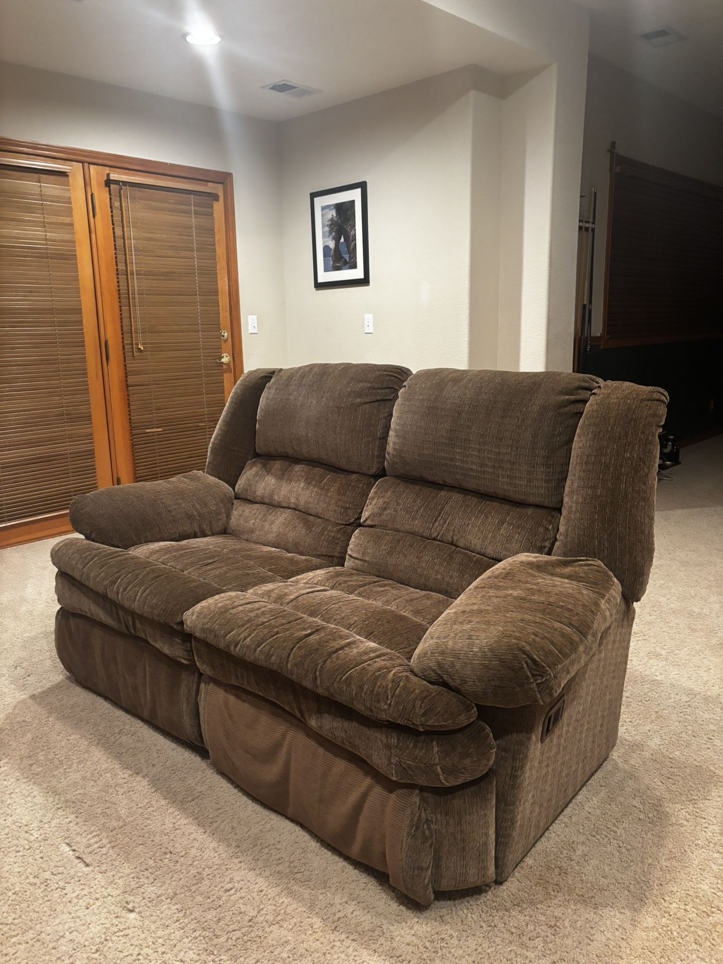 Very Comfy Brown Love Seat Reclining Sofa
