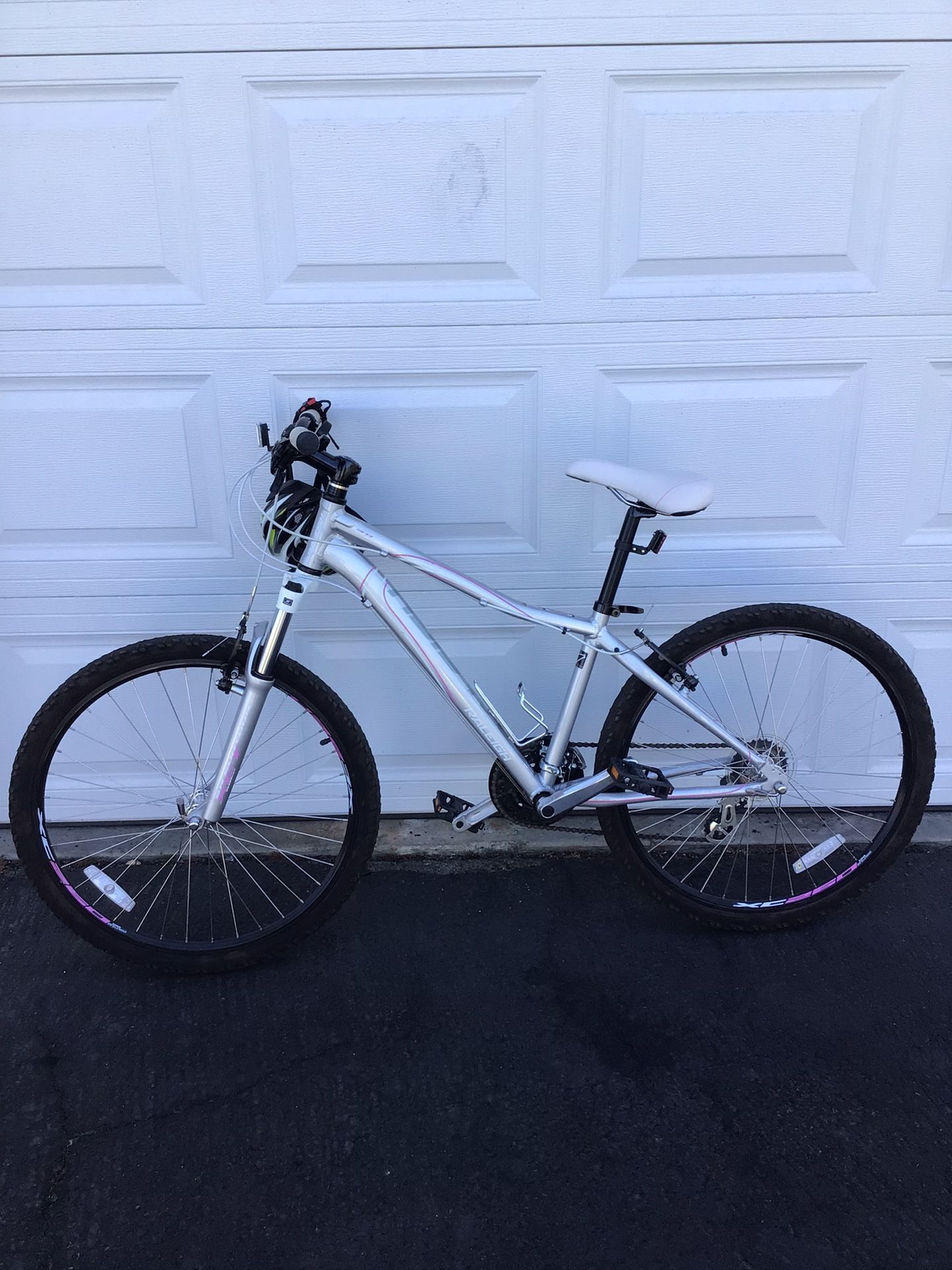 Raleigh XR Suntour 26”