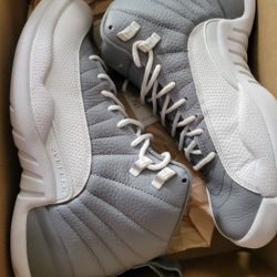 Jordan 12 Stealth Gray size 8