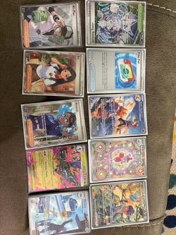 Se venden cartas de Pokémon