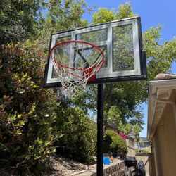 Lifetime adjustable Basketball hoop