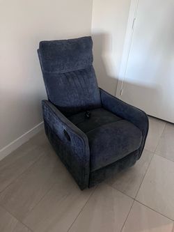 Recliner chair with massage