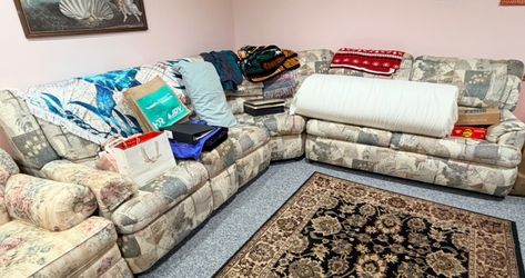 Spacious and comfortable 3-piece modular sectional sofa featuring a durable, intricate patterned tapestry fabric.