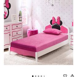 Barely Used Twin Mattress