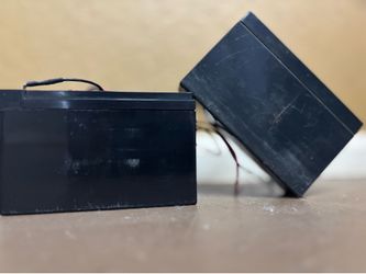 2x 12v batteries