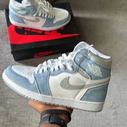 Hyper Royals- Mens 8.5