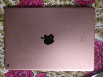 Ipad latest version 32gb excellent condition