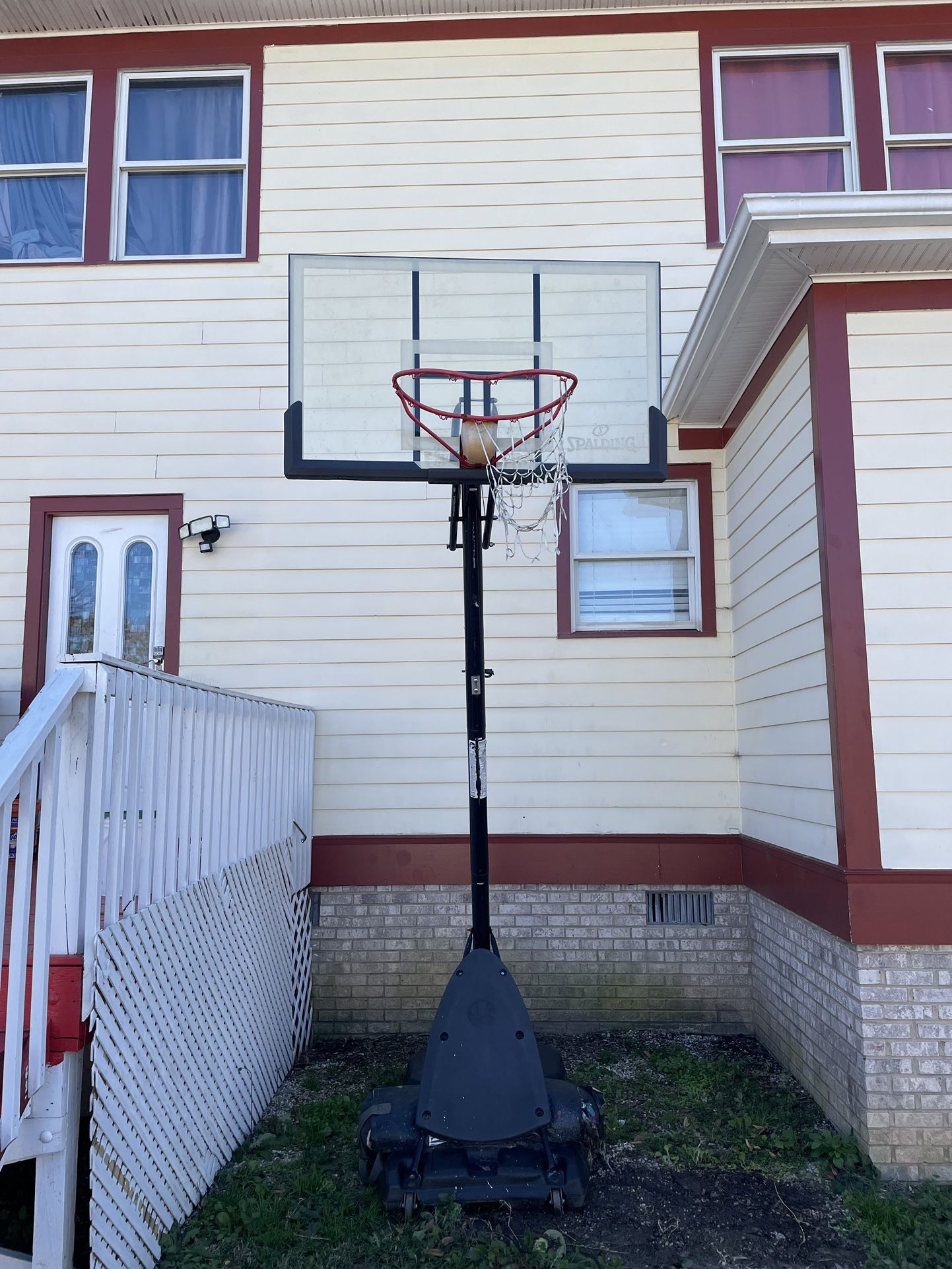 Spaulding BASKETBALL GOAL 10 FEET