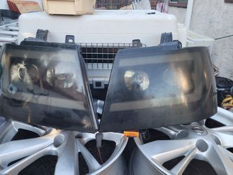 Tahoe head lights