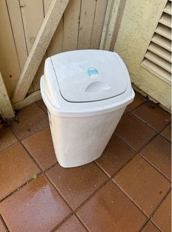 Sterilite Kitchen Trash Can, 13 Gallon Plastic Garbage Bin with Swing Top Lid, White