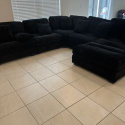 BLACK CORDUROY SECTIONAL 😍😍