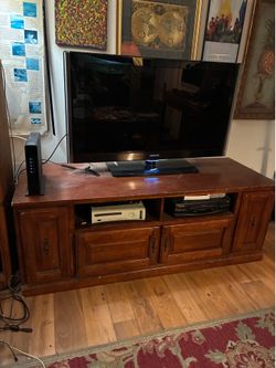 FREE TV STAND!!!