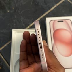 Acheter un modèle iPhone 15 128 Go Rose - (FR
