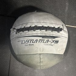 Dynamax Medicine Ball: 20lb
