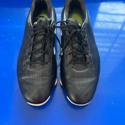 Under Armour Men’s Golf Shoes 10.5