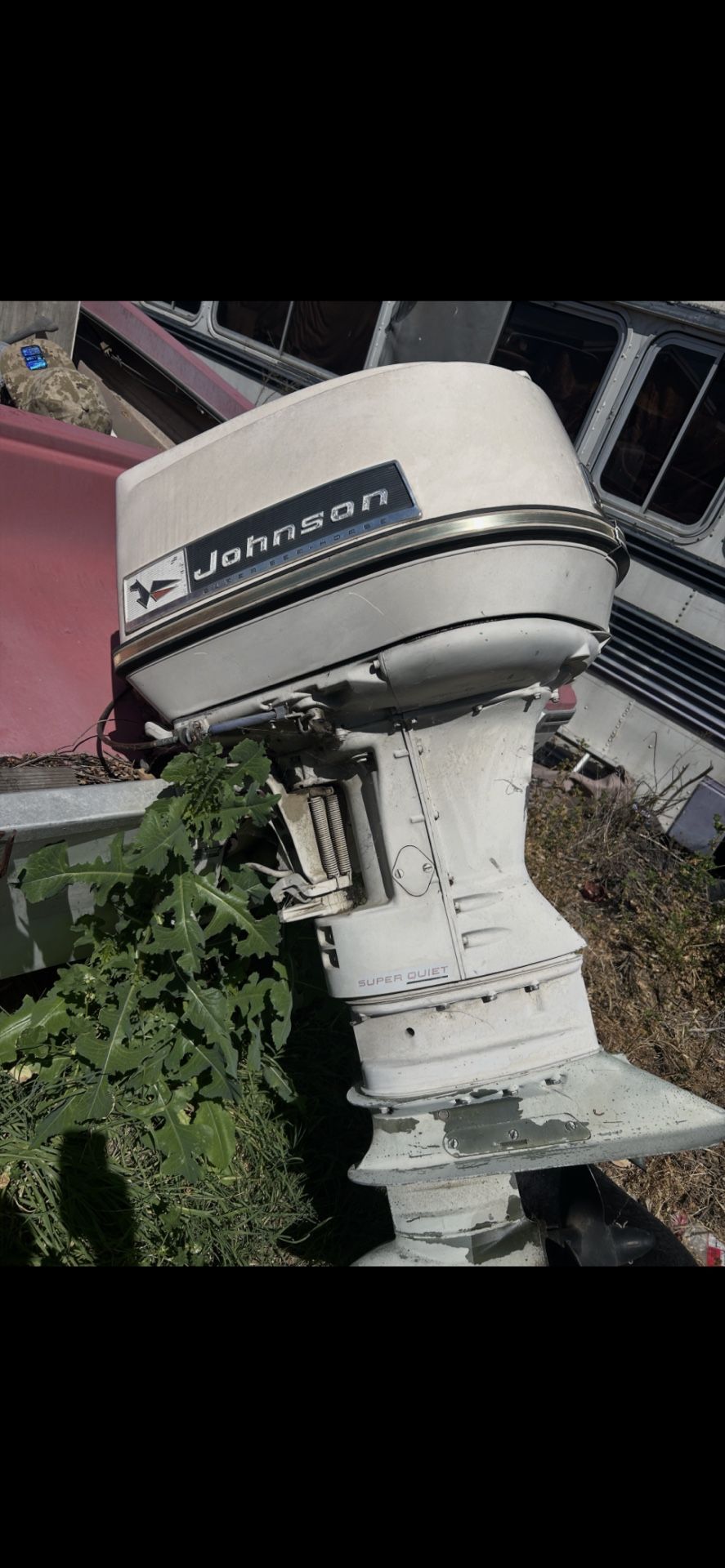 Johnson outboard motor runs great