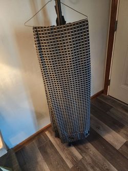 2 multi.color gray and black. Width 46,length 91.curtains.