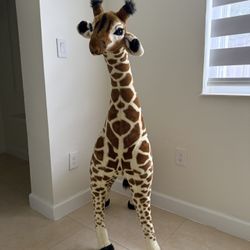 Giraffe Lifelike Plush Stuffed Animal By Melissa & Doug