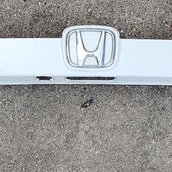 2018 2019 2020 2021 2022 HONDA ACCORD SEDAN REAR TRUNK LID  GARNISH MOLDING 