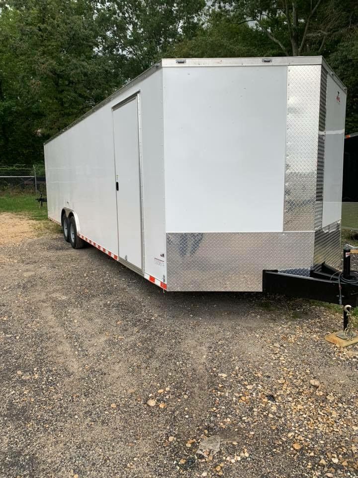 ENCLOSED VNOSE TRAILERS ALL SIZES AND COLORS 20FT 24FT 32FT 28FT IN STOCK FREE DELIVERY