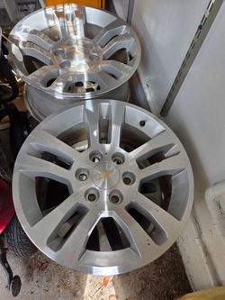 18 in Chevrolet aluminum rims - set of 4