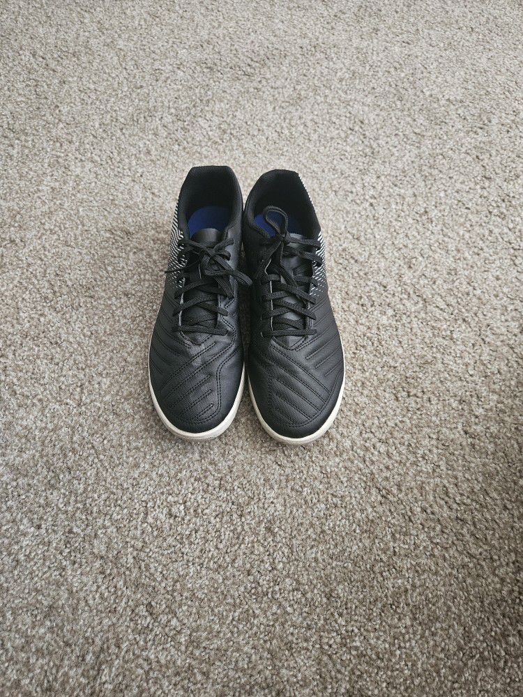 Soccer Shoes Size 11.5