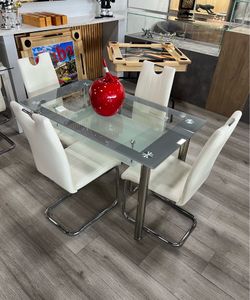 Juego de comedor 27” x 47” pulgadas
