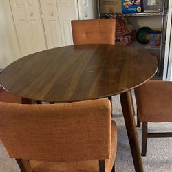 BETTIE WALNUT ROUND DINING TABLE