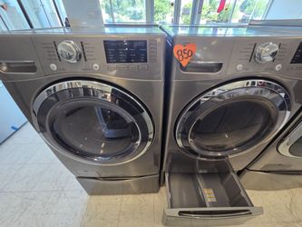 Kenmore & Samsung pedestal Washer and Electric dryer used