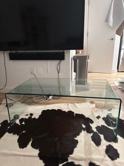 $40 or best offer Modern Glass coffee table