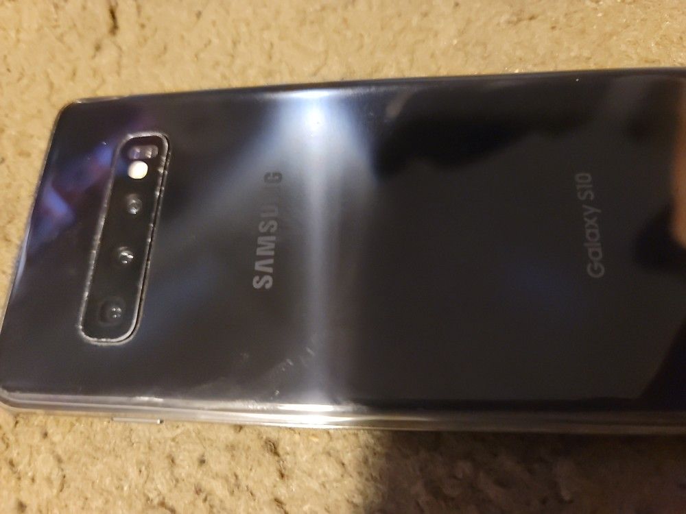 Unlocked Galaxy S10