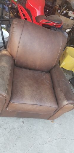 2 small leather sofa