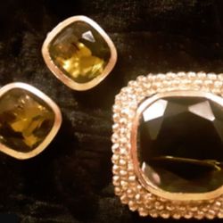 c1960 ACCESSOCRAFT, NY DEMI PARURE ~ Large Brooch & Earring Set