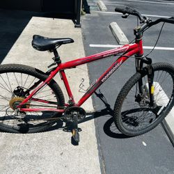 Mongoose impasses HD Bike