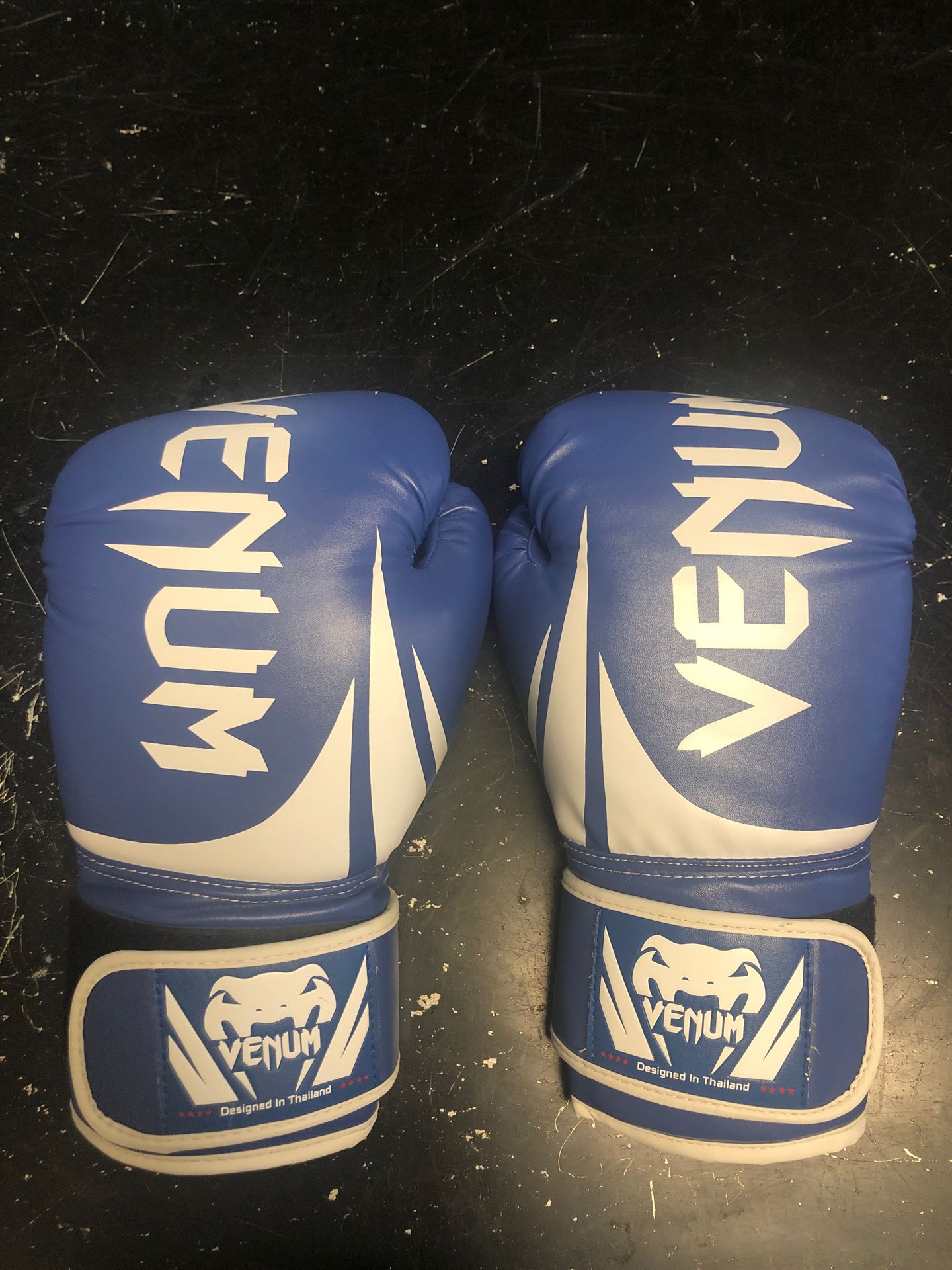 Blue 16oz venom boxing gloves