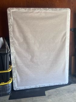 Queen Box Spring  - Pomona CA