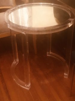 Acrylic Mirrored Round Accent Table