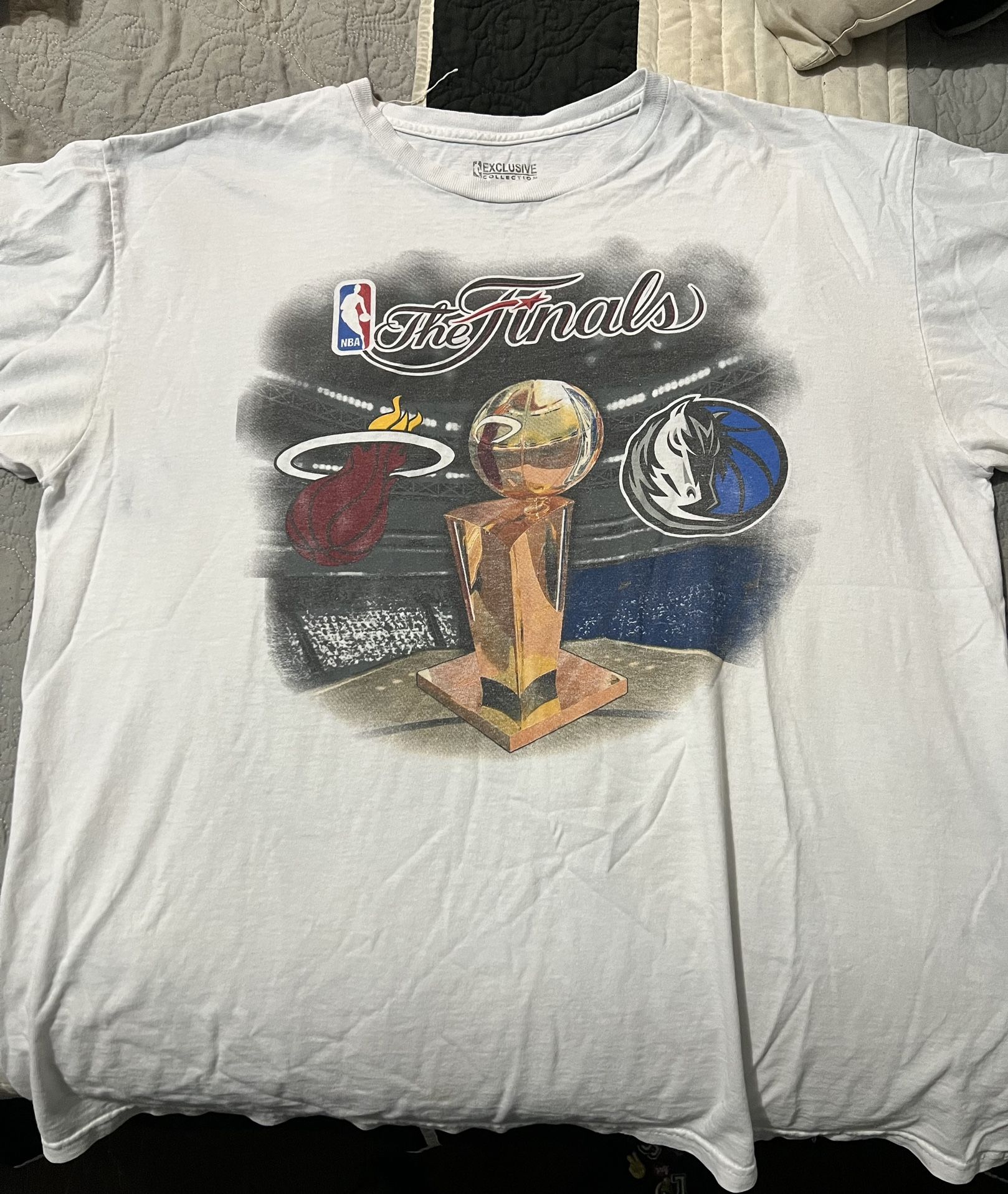 Vintage Miami Heat vs Dallas Mavericks 2006 NBA Finals T Shirt 2006 XL