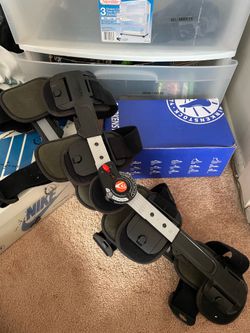 Knee Brace
